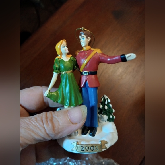 Limited edition Nutcracker ornament 2001, Clara and the Prince NWOT - Picture 1 of 4